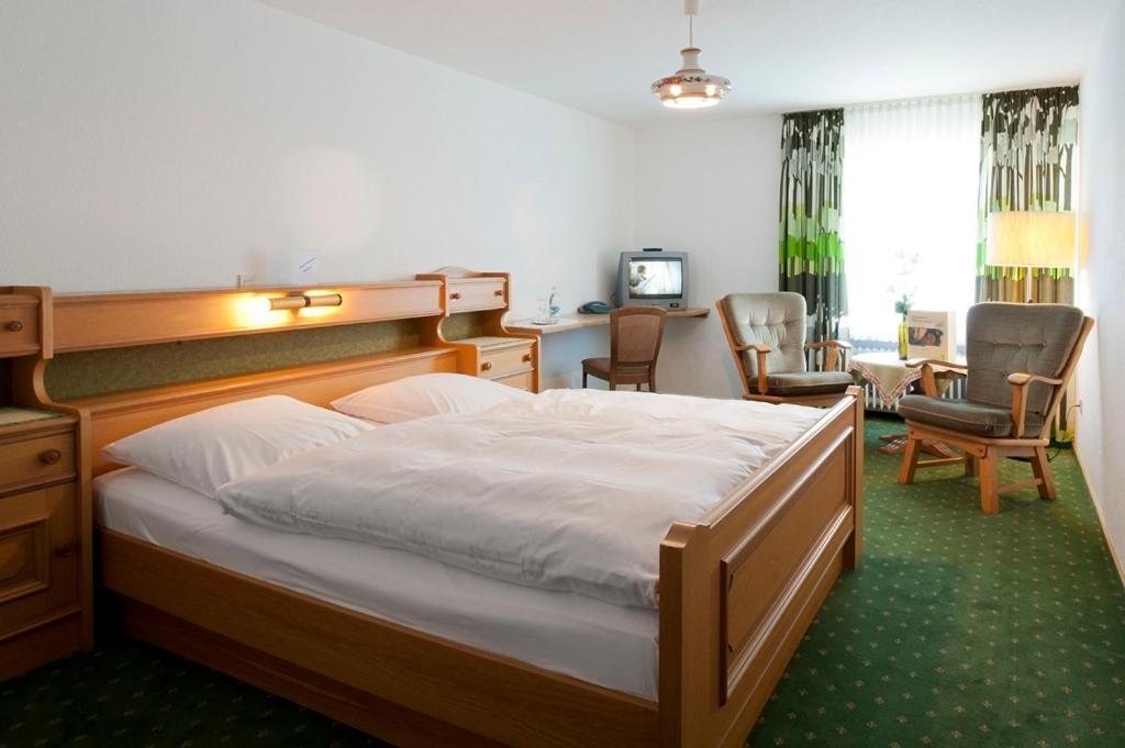 Landhotel Sauerländer Hof Eslohe Zimmer foto